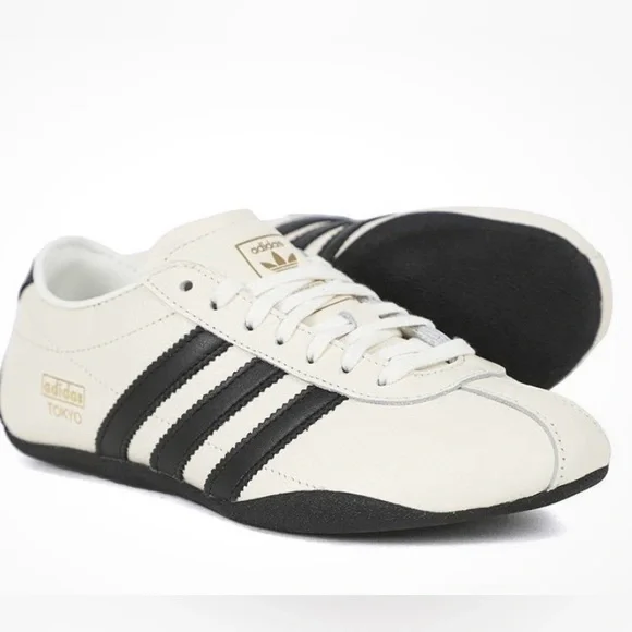 Adidas Tokyo Cream and Black Shoes - Picture 2 of 6